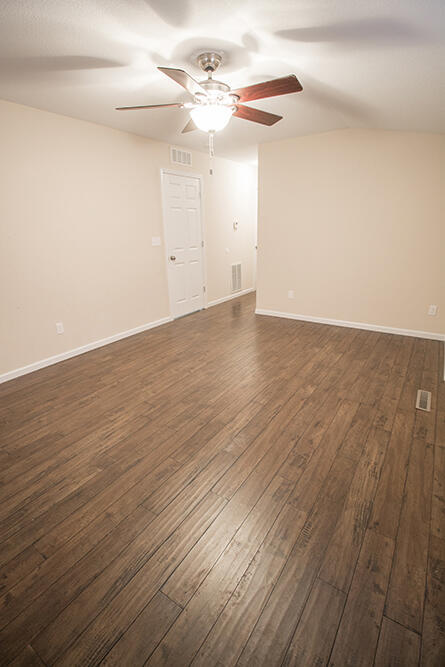 Building Photo - 2202 Concordia Dr