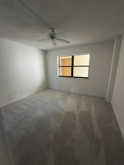 Building Photo - 10044 S Ocean Dr