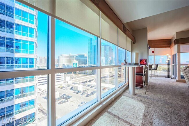 Building Photo - 4575 Dean Martin Dr