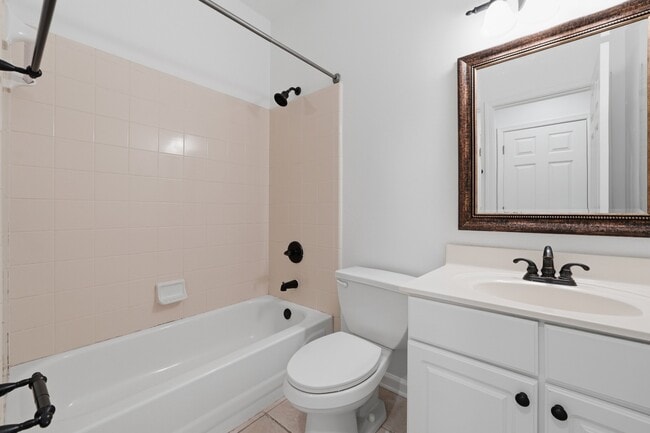 Building Photo - Spacious Renovated Home on a Quiet Cul-de-Sac Single-family · Professionally managed · Move-in ready