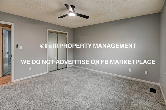 Building Photo - 1114 NE Richardson Pl