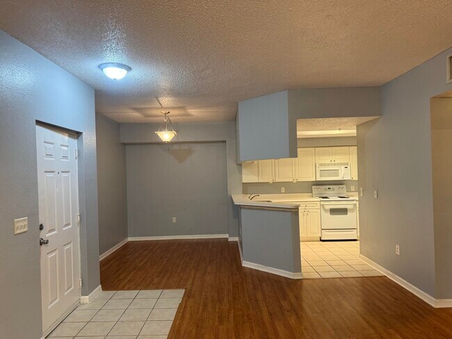 Building Photo - 2730 Anzio Ct