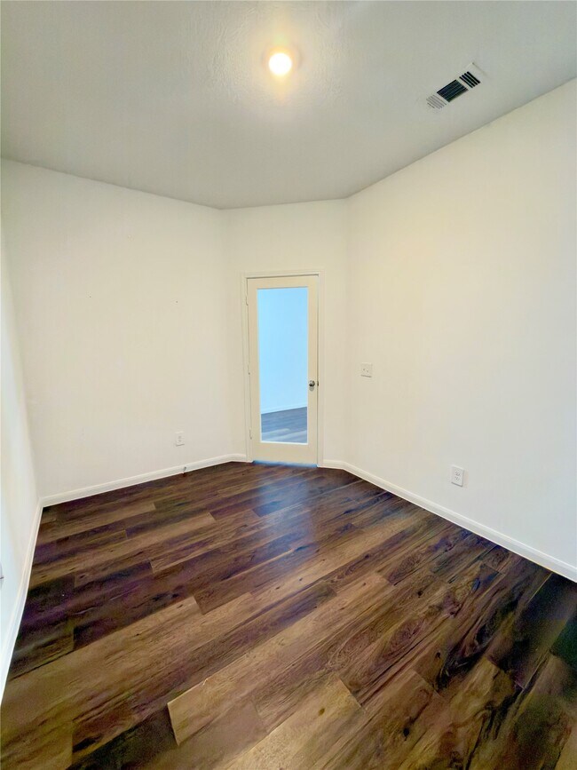 Building Photo - 10647 Cashew Run Ln