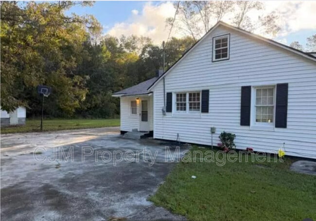 Building Photo - 569 E Main St