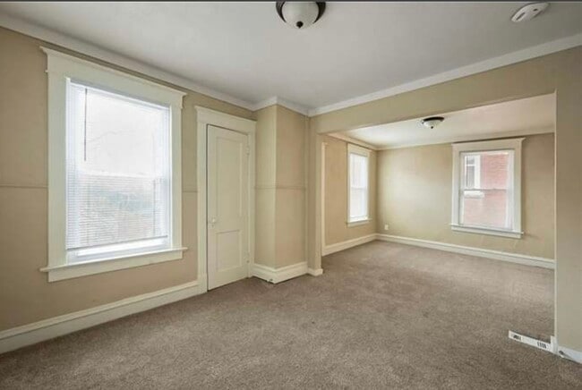 Building Photo - 3815 Baltimore Ave