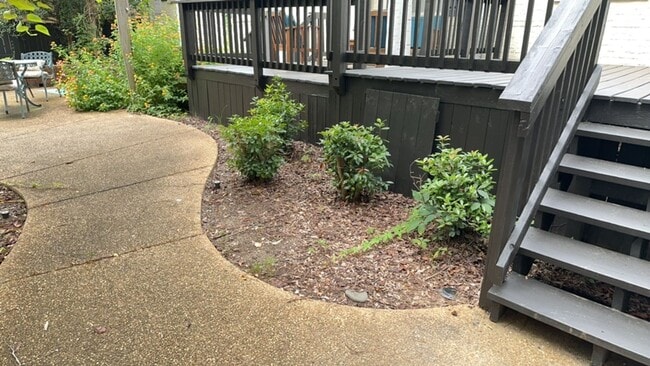 Building Photo - 274 Logan Lee Loop