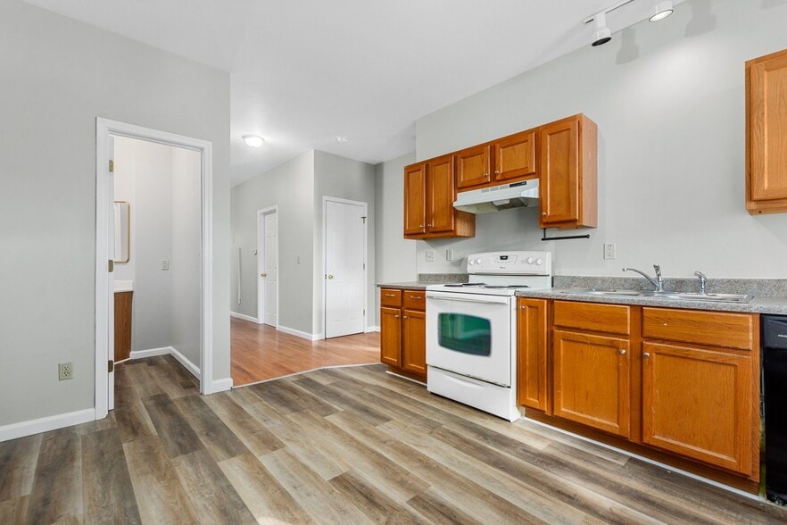 Building Photo - 3452 Humphrey St