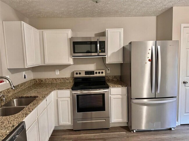 Building Photo - 3833 Waldrop Ln
