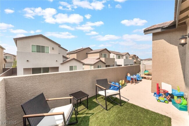 Building Photo - 6829 Stagehand Ave