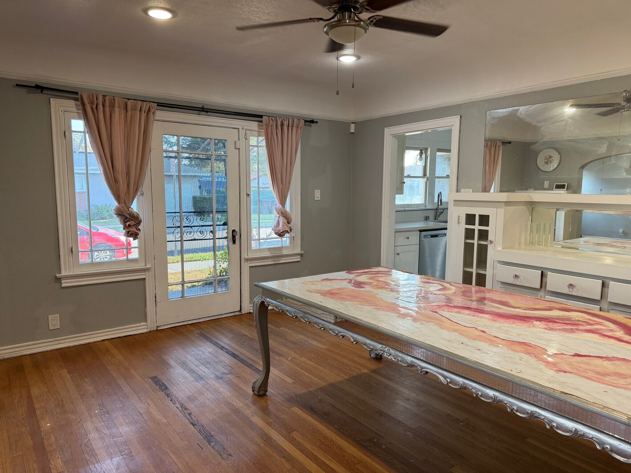 Dining room, 13'x15' - 6341 Palm Ave