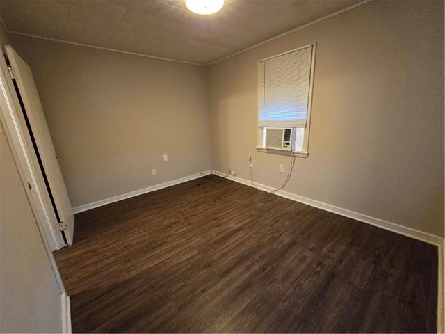 Building Photo - 638 Ave F