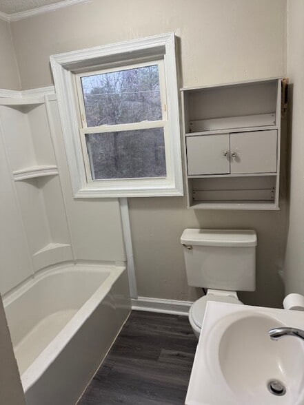 Building Photo - 102 Indian Creek Dr