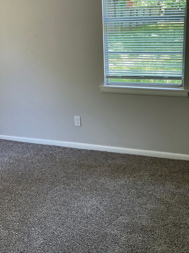 Building Photo - Newly upgraded 3 bed / 1 bath