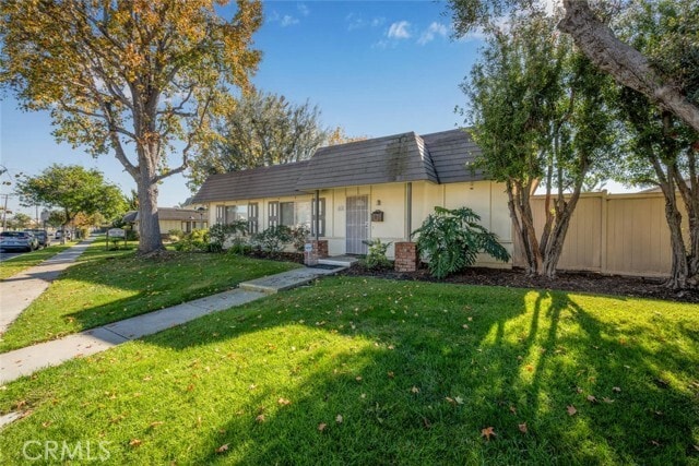 Building Photo - 4060 Orange