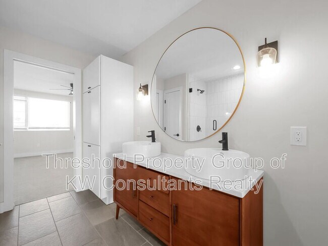 Building Photo - 1159 N 4th St