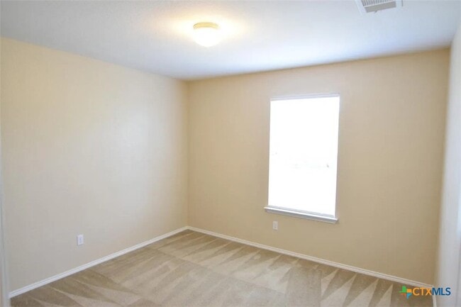 Building Photo - 108 W Gemini Ln