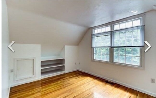 Building Photo - 84 South St