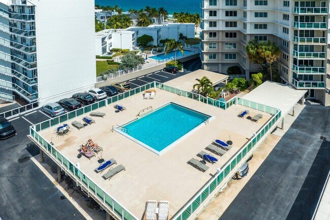 Building Photo - 1151 N Fort Lauderdale Beach Blvd