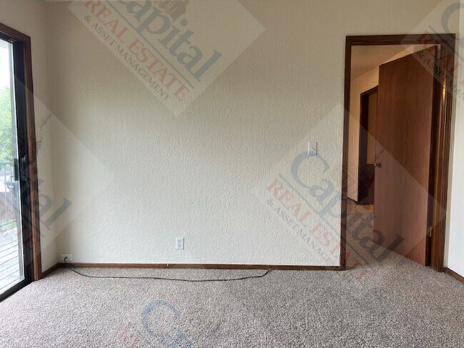 Building Photo - 6717 W Britton Rd