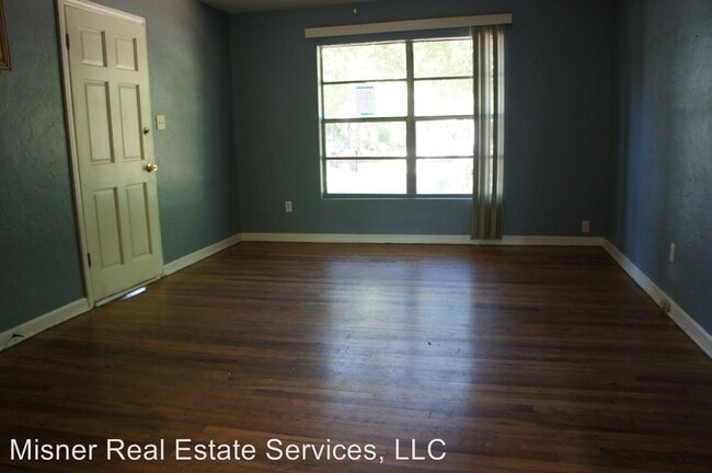 Building Photo - 3 br, 1 bath House - 413 NE 44th Street