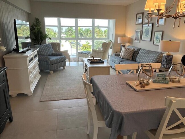 Primary Photo - 1481 S Ocean Blvd