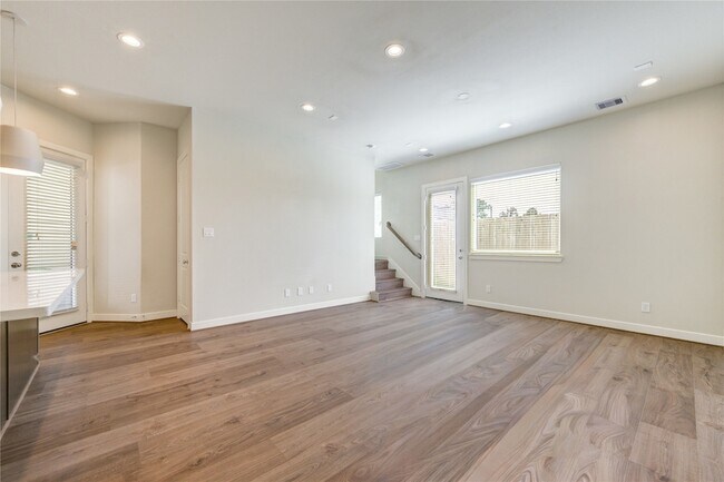 Building Photo - 5920 Jasper Jones Wy