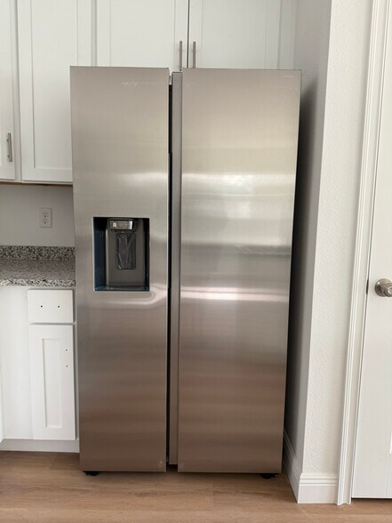 Building Photo - 16888 SW 61st Cir