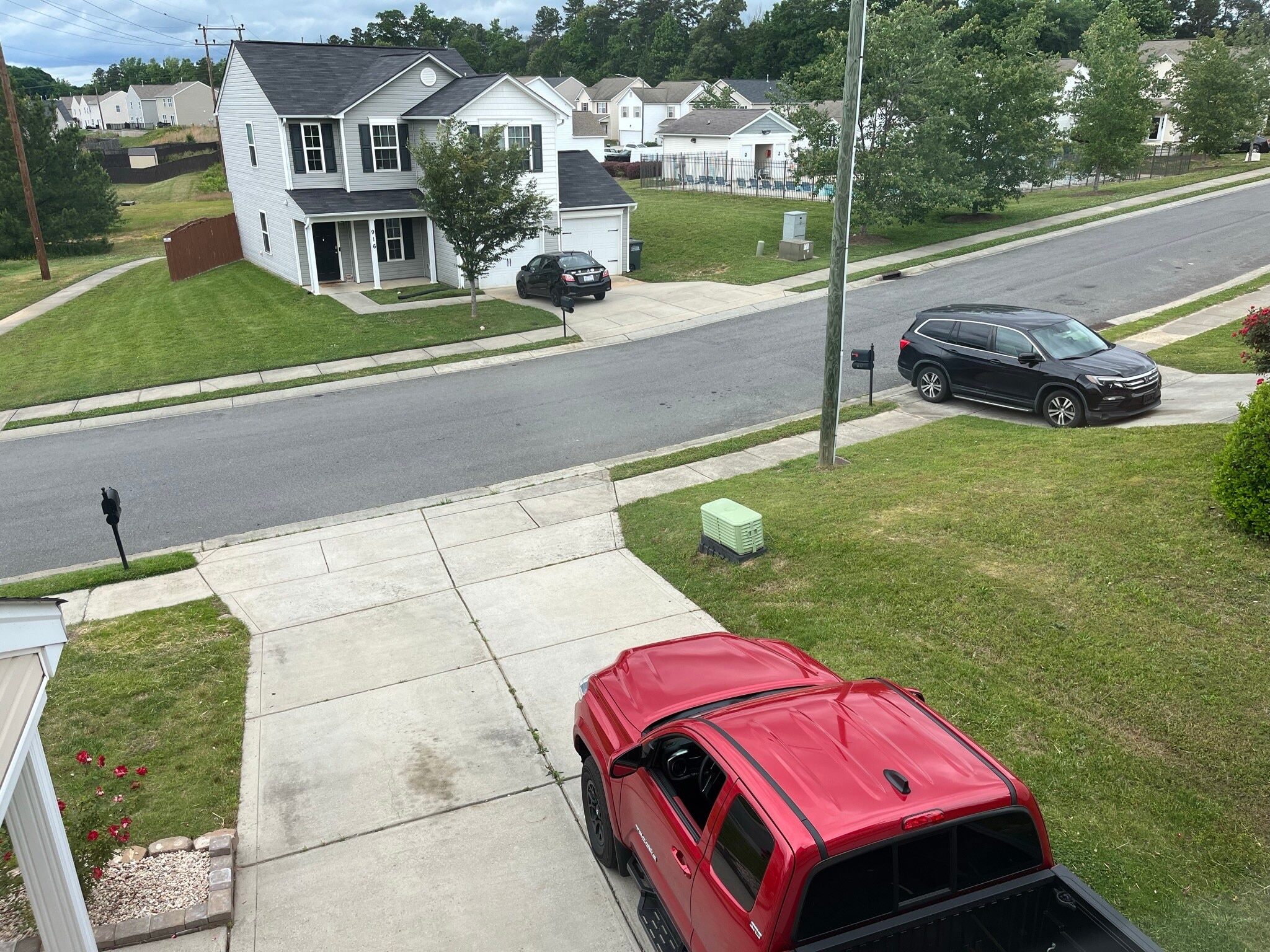 Building Photo - 913 Redford Ln