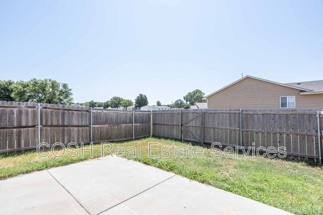 Building Photo - 1054 E Karla Ct