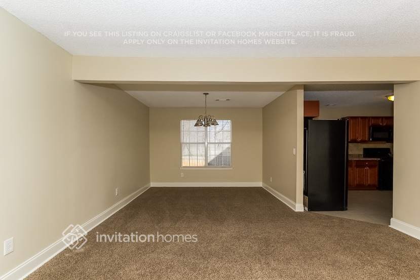 Building Photo - 312 Falls Ct