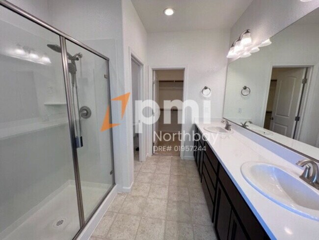 Building Photo - 406 Alyssum Dr