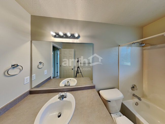 Building Photo - 3630 New Land Loop