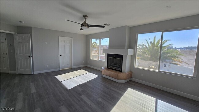 Building Photo - 8445 Montana Stream Ave