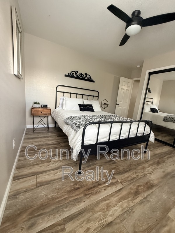 Building Photo - 2134 Desert Palms Dr