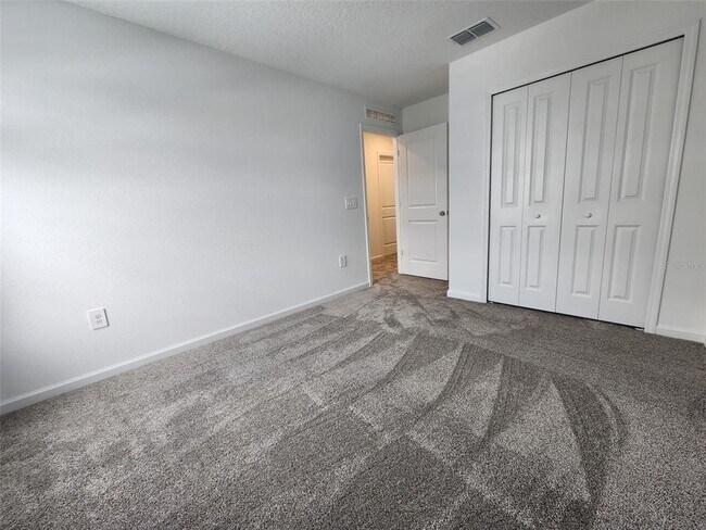 Building Photo - 1622 Reservoir Pl