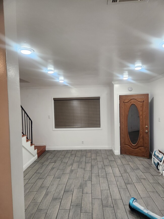 Building Photo - 11860 Truro Ave