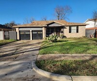 Building Photo - 8715 Fairhaven Ln