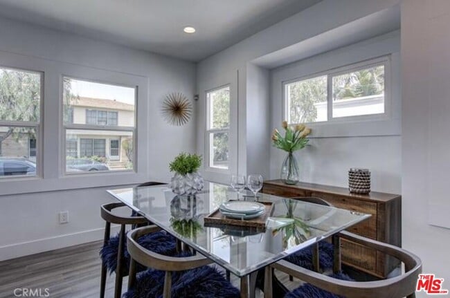 Building Photo - 338 Walnut Ave