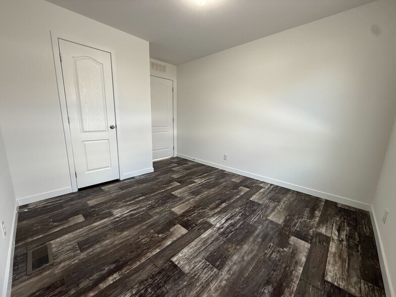 Building Photo - 12491 St Andrew Ct