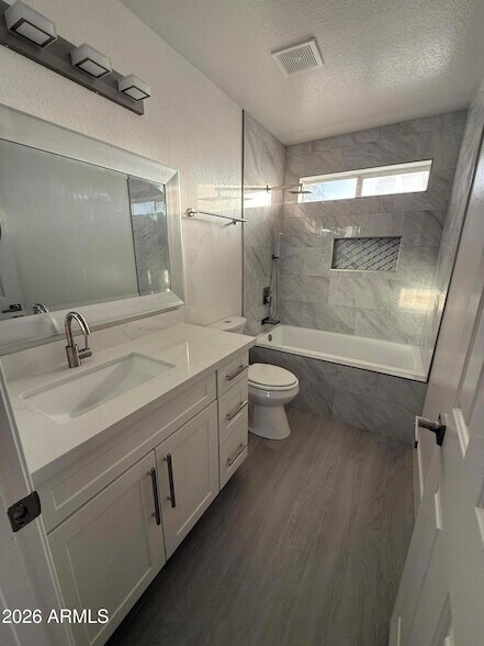 Building Photo - 12820 N Mountainside Dr