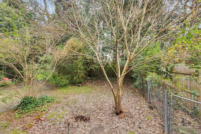 Building Photo - 708 2nd Ave