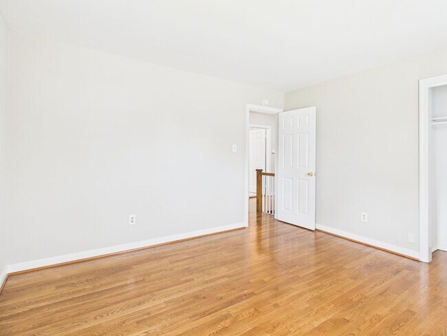Building Photo - 1519 Chauncey Ln