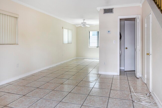 Building Photo - 300 80th St