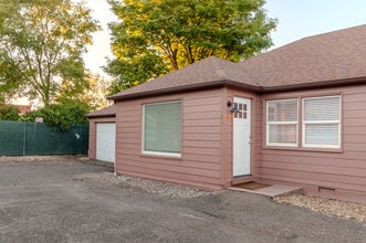 Building Photo - 620-622 Martin Way Cottages