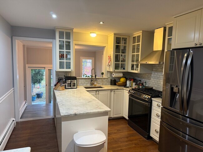 Building Photo - 39 Tina Cir