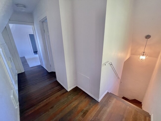 Building Photo - 7223 61st Ave SE