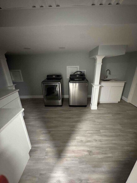 Building Photo - 32 Autumn Ridge Rd