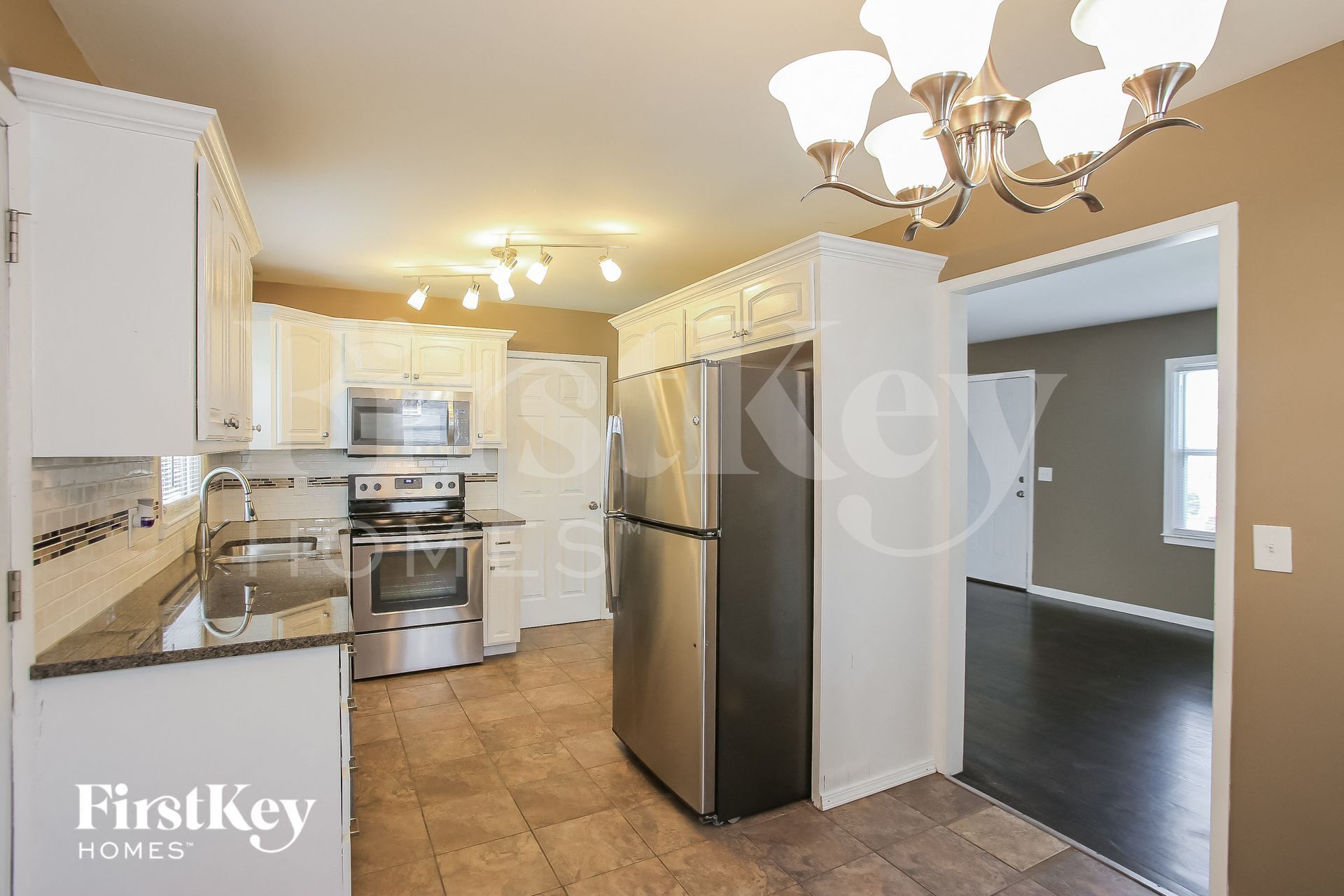 Building Photo - 4135 N Jackson Ave