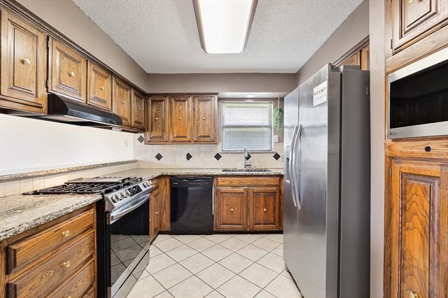 Building Photo - 3217 Laurel Oaks Ct