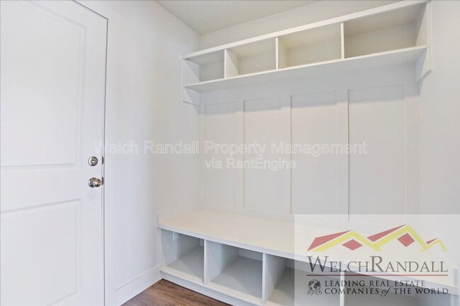 Building Photo - 245 W 600 N